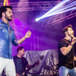 Henrique & Ruam celebra 10 anos em grande estilo no palco da Bamboa Brasil