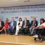 Governo do Distrito Federal doa cadeiras de rodas a pacientes necessitados