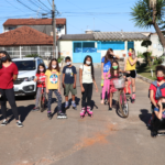 Crianças e adolescentes de São Sebastião lançam livros, músicas e videoclipes