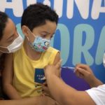 Saúde diz que país vai receber terceiro lote de vacina infantil antes do prazo