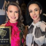 Camila Vieira Recebe Troféu e Placa de Excelência do Prêmio Mulheres de Valor Brasil