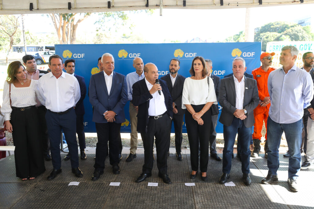 444 novos ônibus e aplicativo para modernizar transporte coletivo 444 novos ônibus e aplicativo para modernizar transporte coletivo