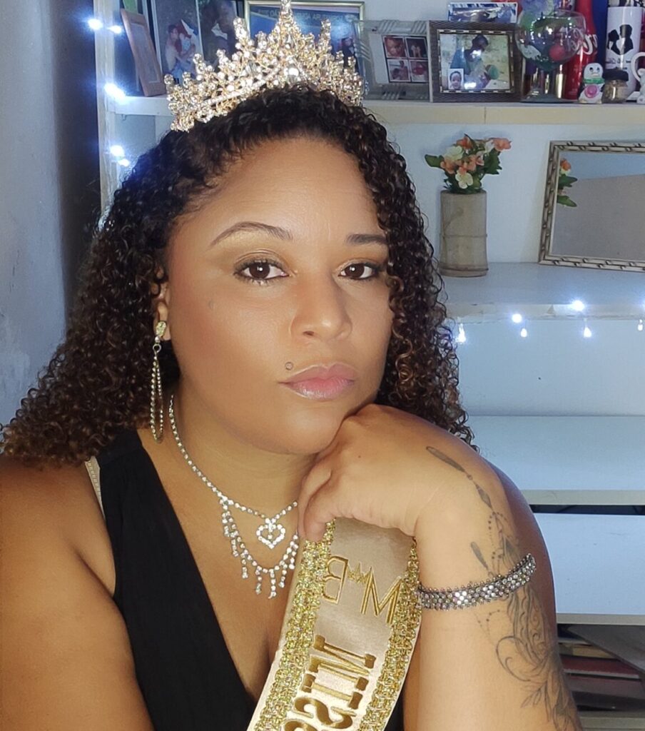 De São Sebastião para o Brasil: Cinthia Ferreira representará o DF no Miss Plus Models 2025