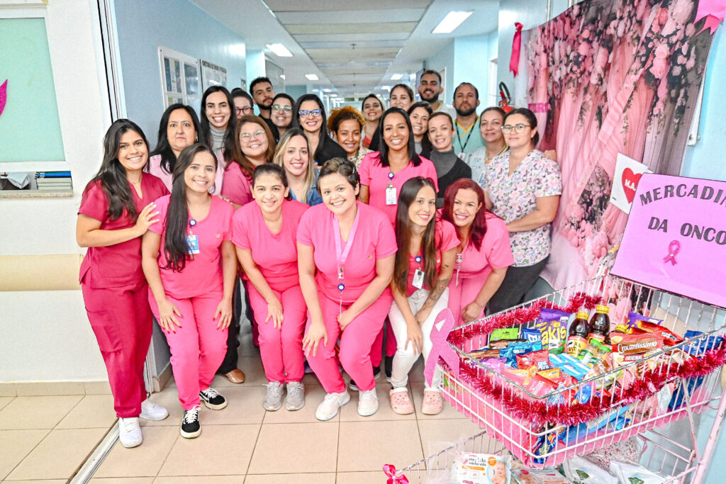 Mercadinho leva sorrisos e esperança aos pacientes da oncologia do Hospital de Base