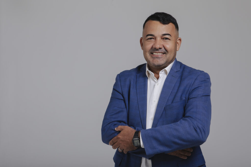 Novo ciclo de avanços com ações Novo ciclo de avanços com ações