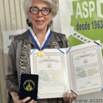 Natanry Osório recebe Medalha Mérito Líder Comunitário e é homenageada pelas crianças da Ação Social do Planalto