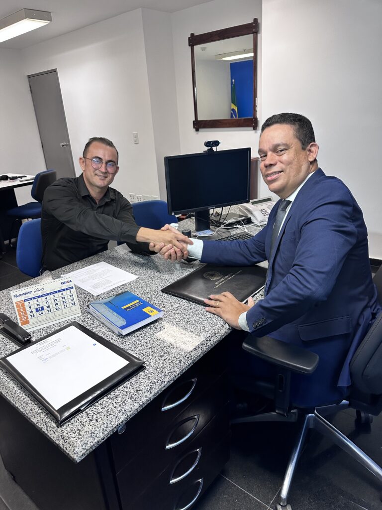 Dobradi​nha com propósito! Ismael Almeida e Romário Leal unem forças para dar visibilidade às comunidades esquecidas do DF