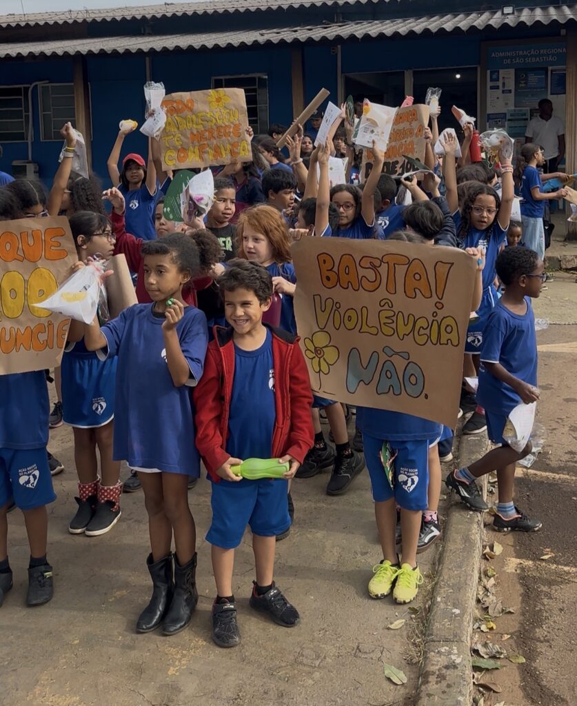 Mobilização do 18 de Maio reúne escolas e instituições em São Sebastião