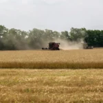 Agricultura empresarial contrata R$ 28,2 bilhões em crédito rural no primeiro mês da safra 2026/2027